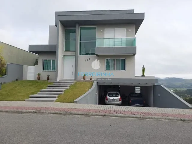 Casa com 455m² 3 quartos e 5 banheiros, à venda, no bairro Condomínio Residencial Jaguary em São José dos Campos
