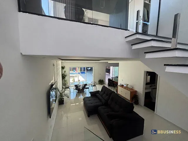 Casa com 360m² 4 quartos e 5 banheiros, à venda, no bairro Vila Rica em Vargem Grande Paulista