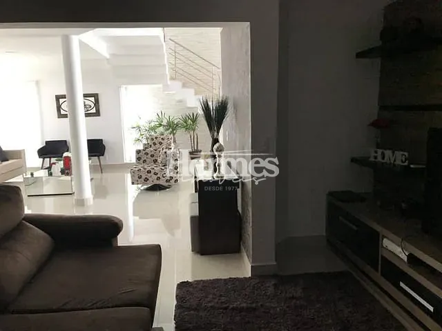 Casa com 435m² 4 quartos e 5 banheiros, à venda ou para alugar, no bairro Parque Brasil 500 em Paulínia