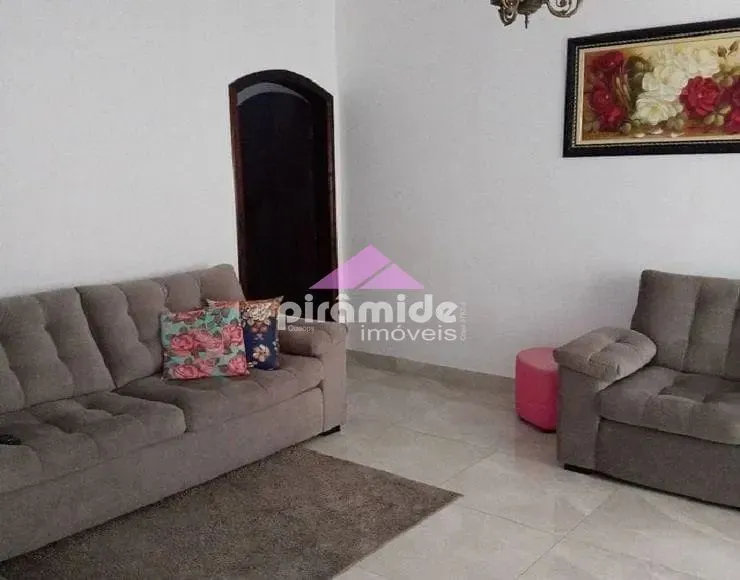 Casa, 3 quartos, 177 m² - Foto 1