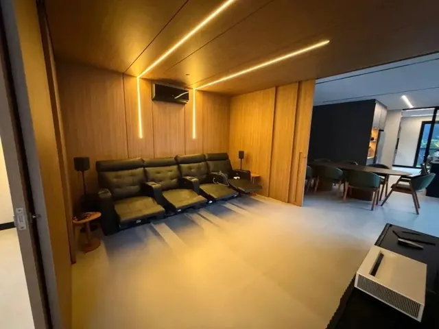 Casa 3 quartos e 2 banheiros, à venda, no bairro Butiatumirim em Colombo