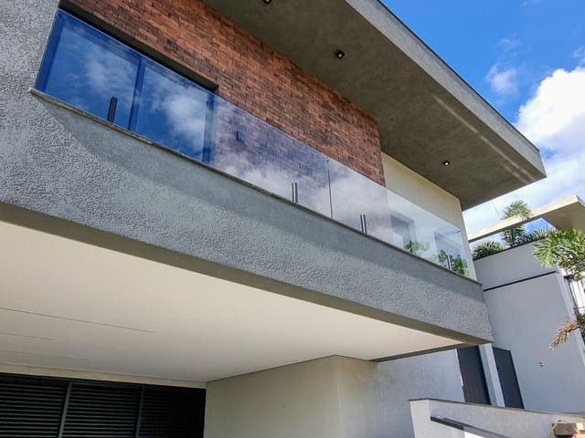 Casa com 300m² 3 quartos e 5 banheiros, à venda, no bairro Jardim Ypê em Paulínia