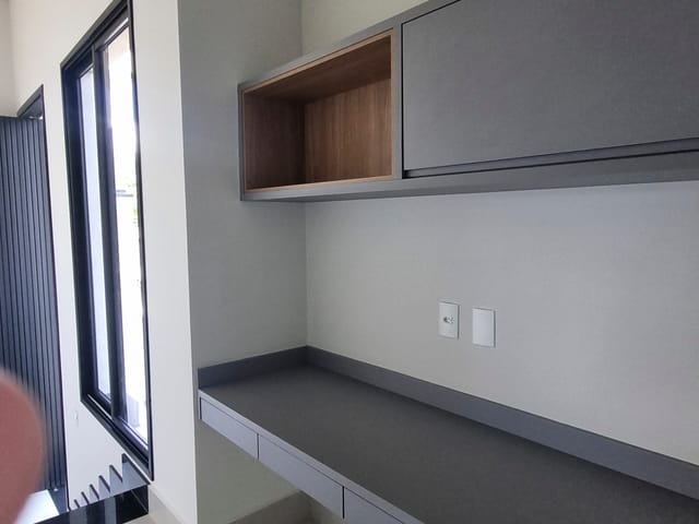 Casa com 300m² 3 quartos e 5 banheiros, à venda, no bairro Jardim Ypê em Paulínia