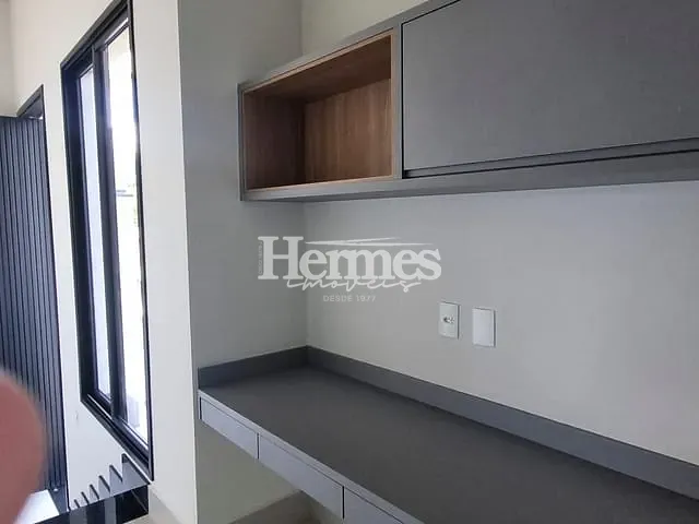 Casa com 300m² 3 quartos e 5 banheiros, à venda, no bairro Jardim Ypê em Paulínia