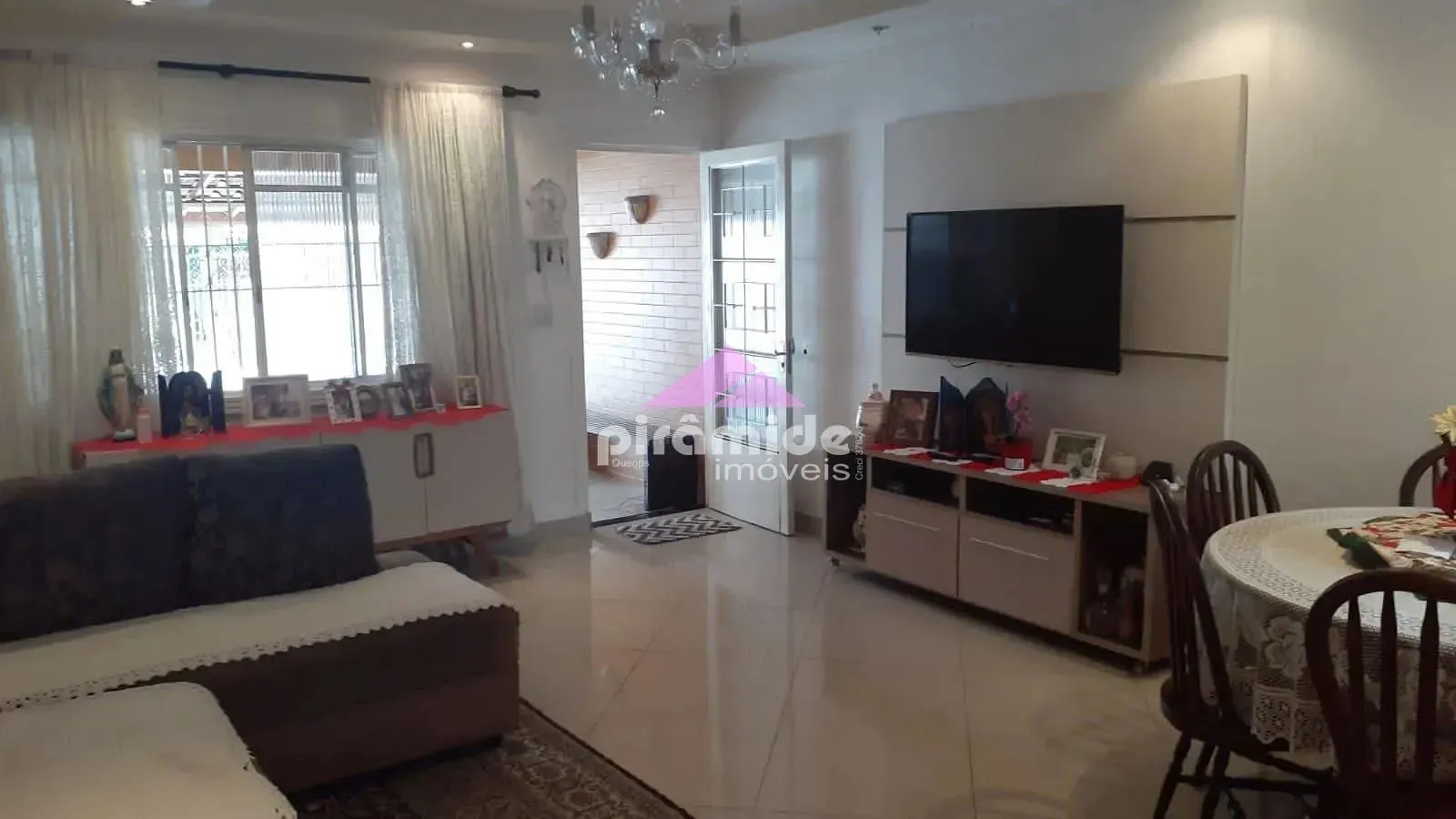 Casa, 3 quartos, 250 m² - Foto 4