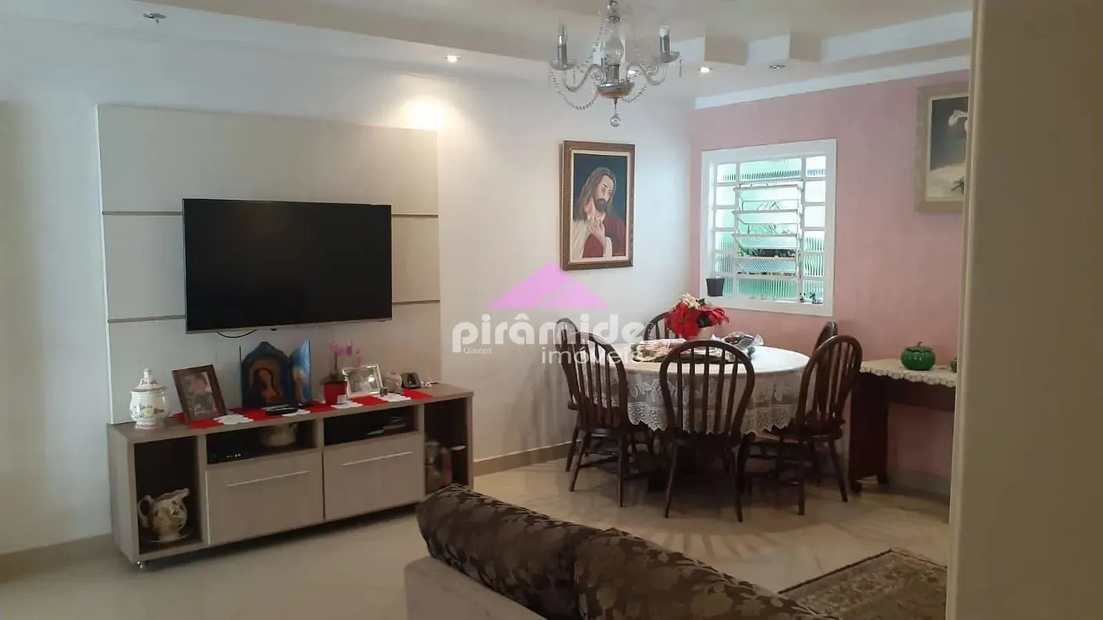 Casa, 3 quartos, 250 m² - Foto 1
