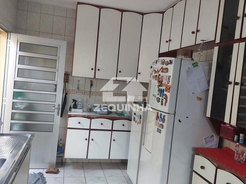 Casa, 3 quartos, 245 m² - Foto 4