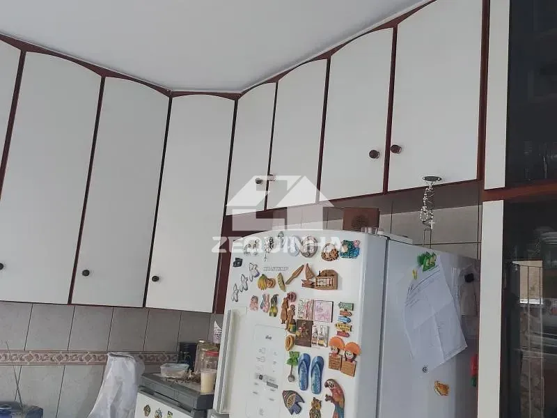 Casa, 3 quartos, 245 m² - Foto 5