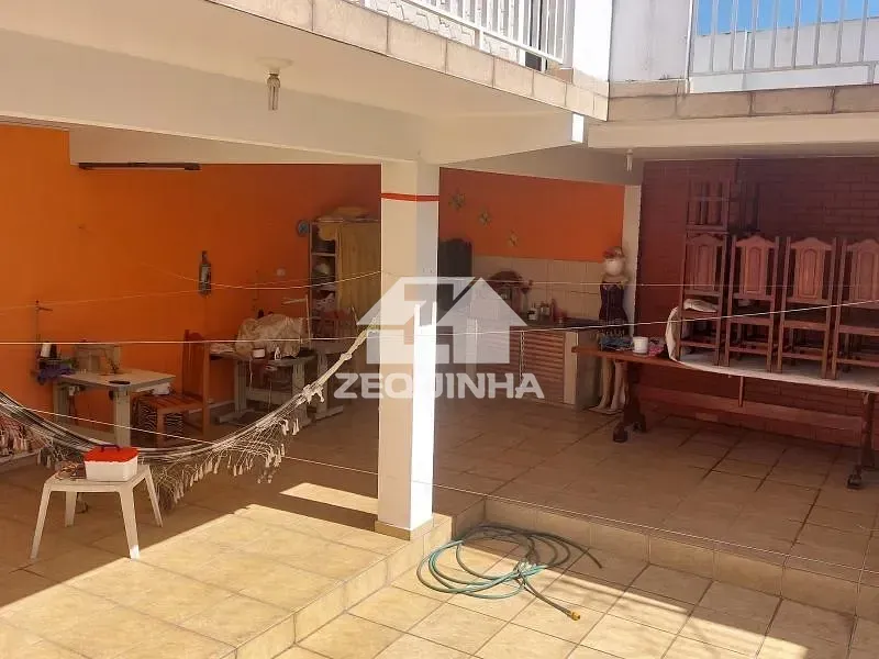 Casa, 3 quartos, 245 m² - Foto 18