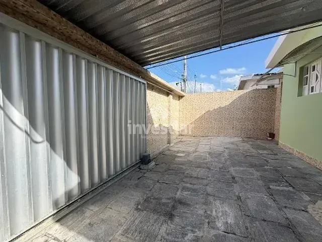 Casa com 300m² 3 quartos e 2 banheiros, à venda, no bairro Jardim Paulistano em Campina Grande