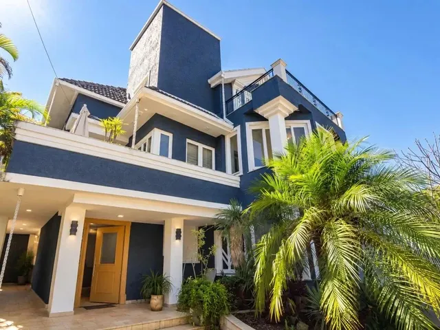 Casa 4 quartos e 3 banheiros, à venda, no bairro Barreirinha em Curitiba