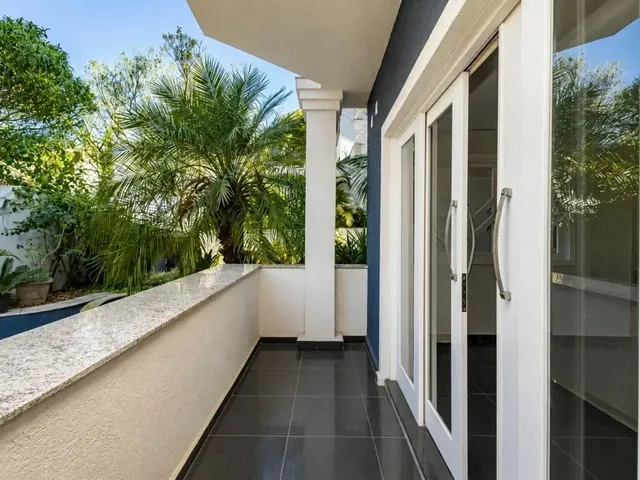 Casa 4 quartos e 3 banheiros, à venda, no bairro Barreirinha em Curitiba