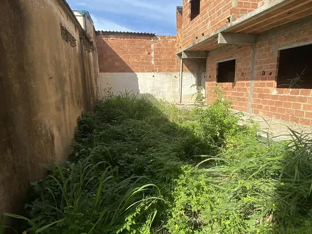 Casa com 360m², à venda, no bairro Parque Calabouço em Campos dos Goytacazes
