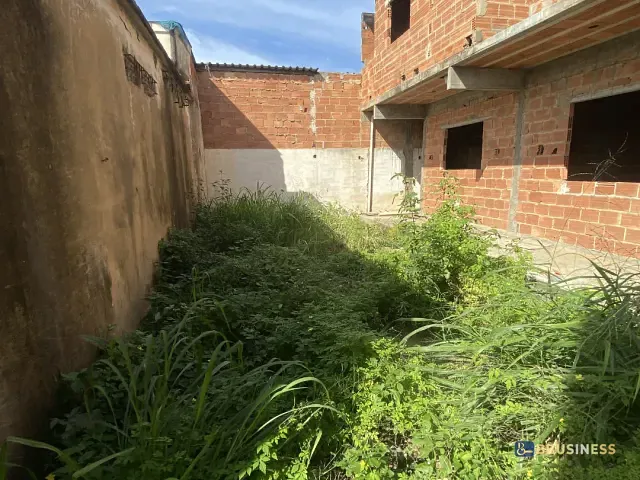Casa com 360m², à venda, no bairro Parque Calabouço em Campos dos Goytacazes