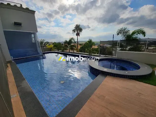 Casa com 690m² 4 quartos e 6 banheiros, à venda, no bairro Alphaville em Campinas