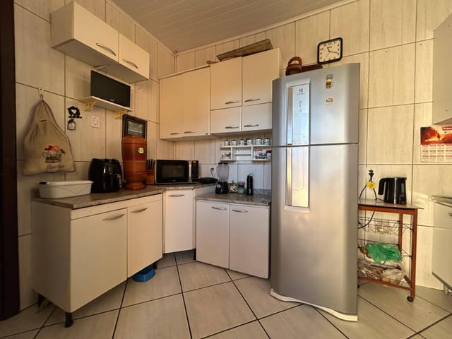 Casa com 293m² 4 quartos e 3 banheiros, à venda, no bairro Simões Lopes em Pelotas