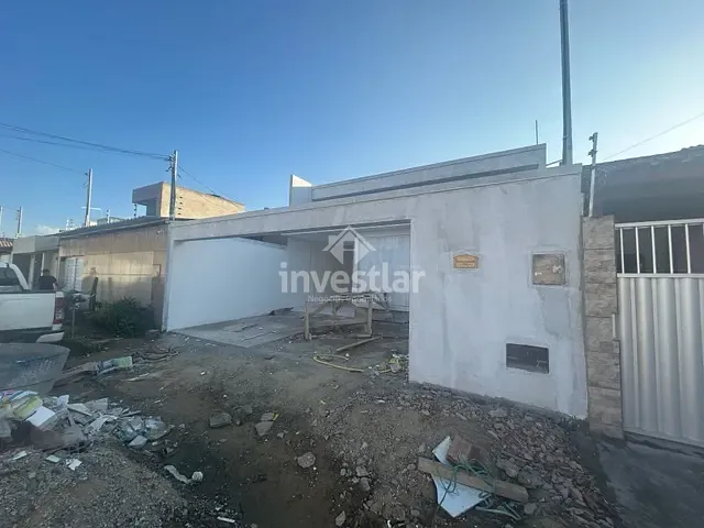 Casa com 160m² 3 quartos e 1 banheiro, à venda, no bairro Três Irmãs em Campina Grande