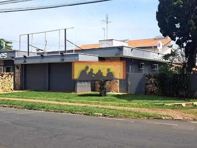 Casa com 493m² 4 quartos e 4 banheiros, à venda, no bairro Cidade Universitária em Campinas