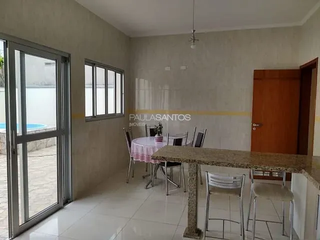 Casa com 250m² 4 quartos e 4 banheiros, à venda, no bairro Éden em Sorocaba