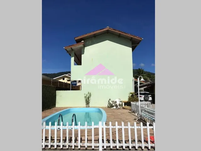 Casa com 430m² 5 quartos e 5 banheiros, à venda, no bairro Maranduba em Ubatuba