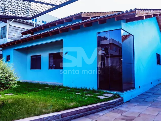 Casa 2 quartos e 3 banheiros, à venda, no bairro Parque das Palmeiras em Chapecó