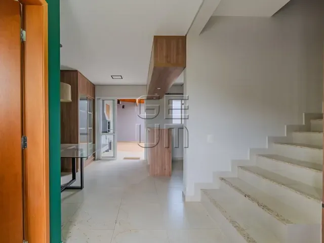 Casa com 191m² 3 quartos e 3 banheiros, à venda, no bairro Conjunto Habitacional Santiago II em Londrina