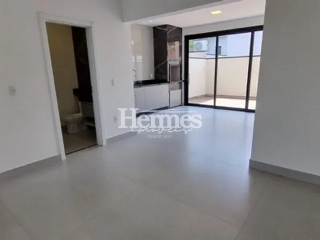 Casa com 300m² 3 quartos e 5 banheiros, à venda, no bairro Parque Brasil 500 em Paulínia