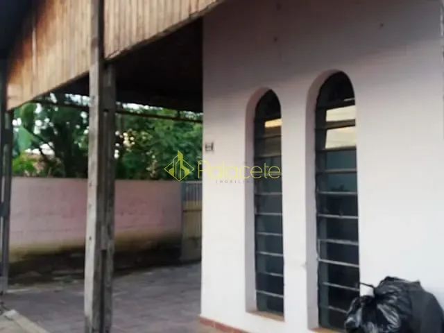 Casa com 954m² 3 quartos e 1 banheiro, à venda, no bairro Vila São Benedito em Pindamonhangaba