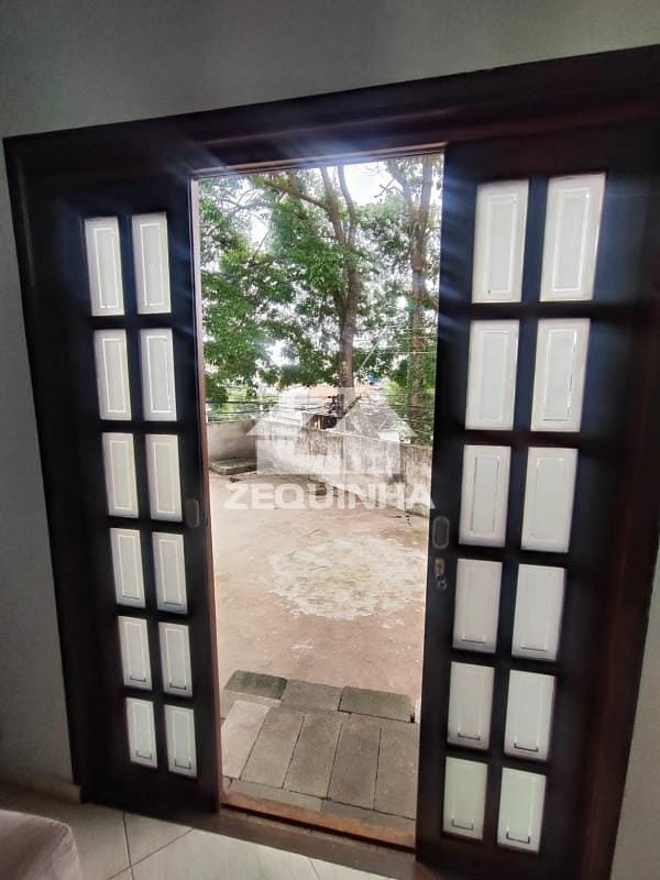 Casa, 4 quartos, 350 m² - Foto 2