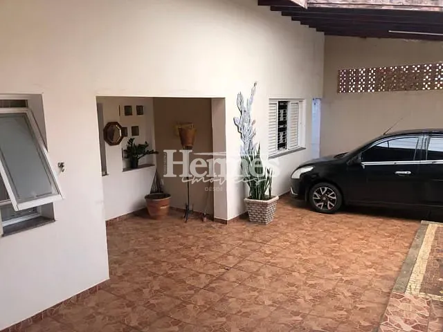 Casa com 315m² 2 quartos e 1 banheiro, à venda, no bairro Jardim dos Calegaris em Paulínia