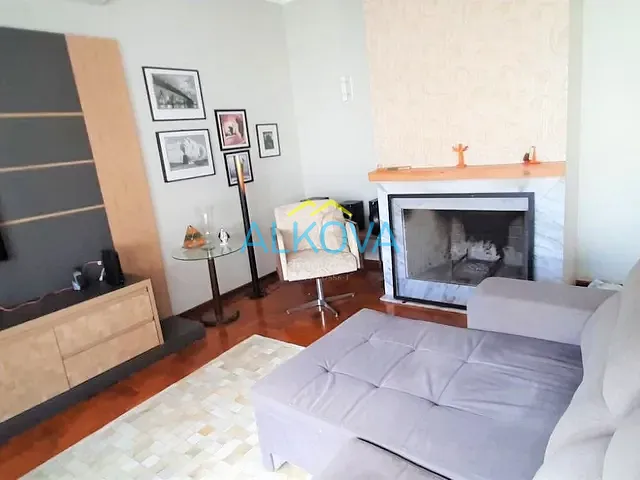 Casa com 450m² 3 quartos e 3 banheiros, à venda, no bairro Jardim Esplanada em São José dos Campos