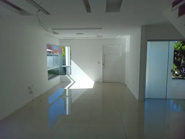 Casa 5 quartos e 5 banheiros, à venda, no bairro Vila da Rainha em Campos dos Goytacazes