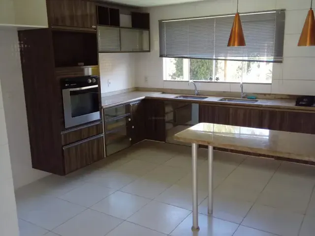 Casa 5 quartos e 5 banheiros, à venda, no bairro Vila da Rainha em Campos dos Goytacazes