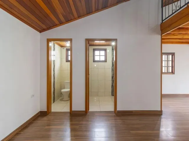 Casa para alugar, no bairro Cidade Industrial em Curitiba