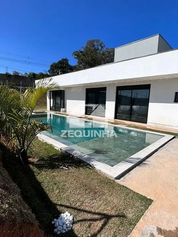 Casa, 4 quartos, 10 m² - Foto 1