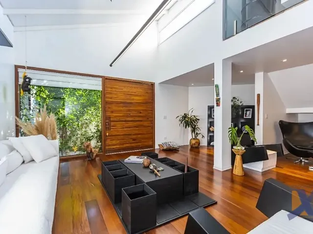 Casa com 456m² 4 quartos e 5 banheiros, à venda, no bairro Centro em Pinhais