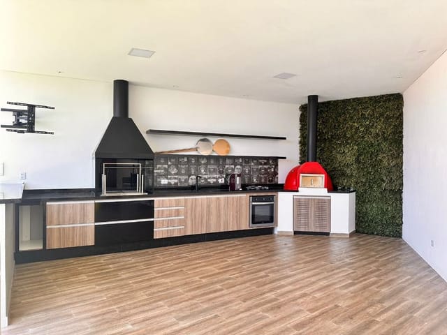 Casa com 1014m² 4 quartos e 3 banheiros, à venda, no bairro Granja Viana II em Cotia