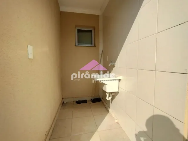Casa com 164m² 2 quartos e 1 banheiro, à venda, no bairro Jardim Colônia em Jacareí