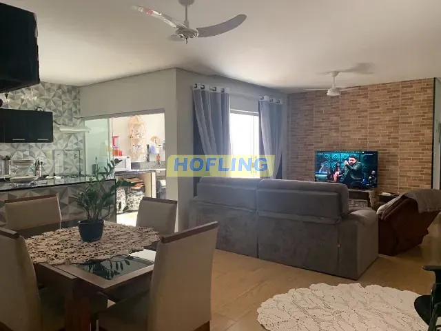 Casa com 177m² 2 quartos e 3 banheiros, à venda, no bairro Estádio em Rio Claro
