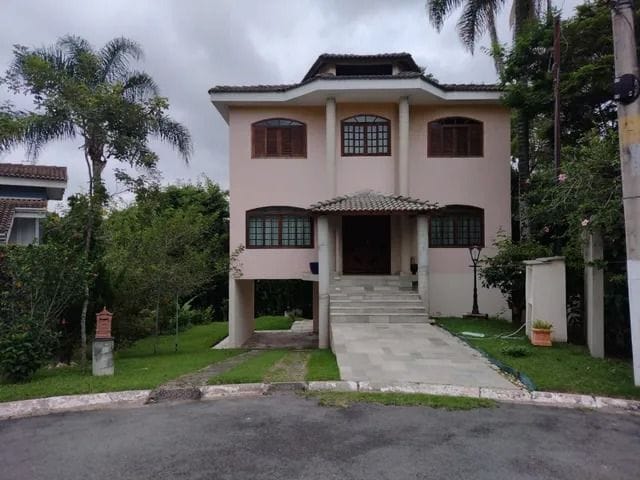 Casa com 550m² 2 quartos e 2 banheiros, à venda, no bairro São Fernando Residencia em Barueri