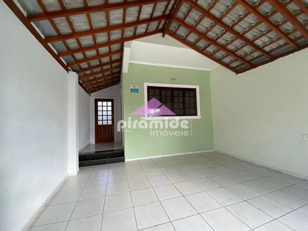 Casa, 3 quartos, 190 m² - Foto 1