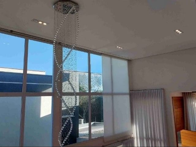 Casa com 450m² 4 quartos e 4 banheiros, à venda ou para alugar, no bairro Condomínio Residencial Montserrat em São José dos Campos