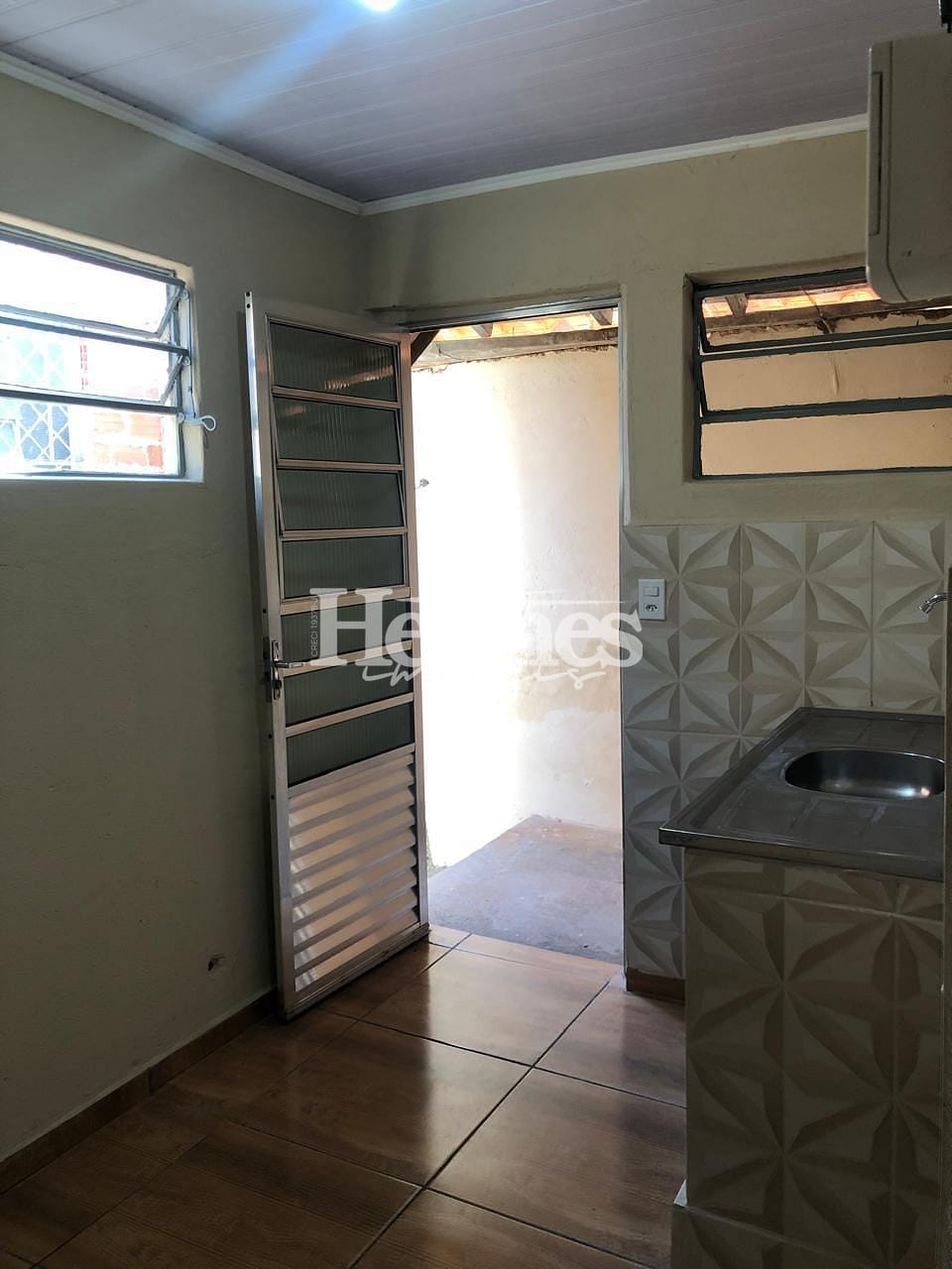 Casa à venda com 3 quartos, 80m² - Foto 18
