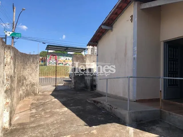 Casa com 150m² 3 quartos e 1 banheiro, à venda, no bairro Vila José Paulino Nogueira em Paulínia