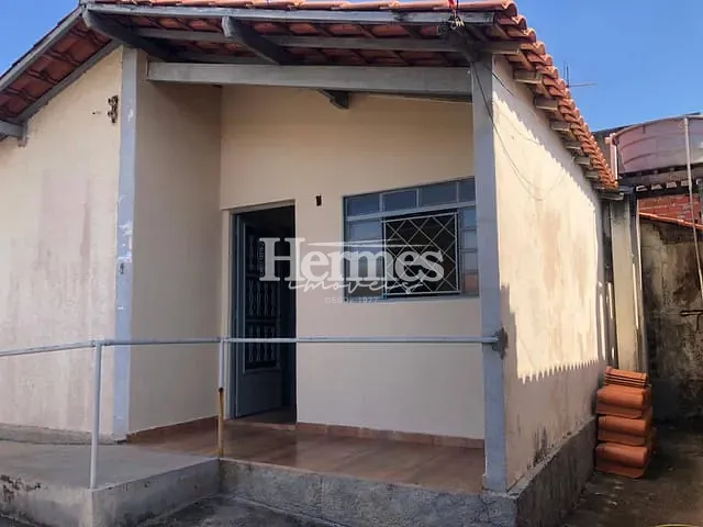 Casa com 150m² 3 quartos e 1 banheiro, à venda, no bairro Vila José Paulino Nogueira em Paulínia