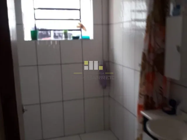 Casa com 250m² 2 quartos e 1 banheiro, à venda, no bairro Jardim Basilicata em Sumaré