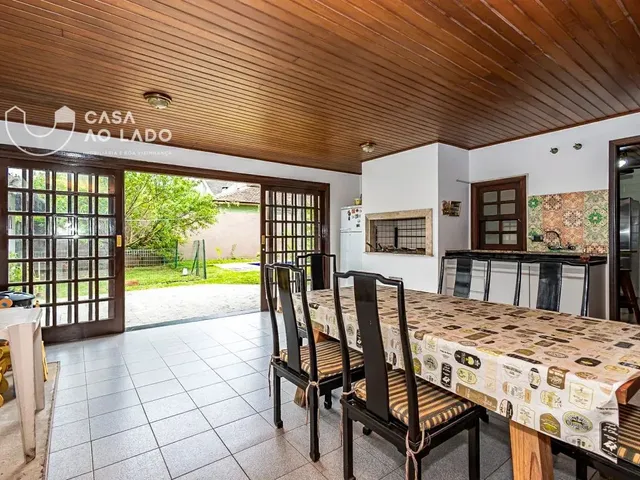 Casa com 980m² 6 quartos e 5 banheiros, à venda, no bairro Jardim das Américas em Curitiba