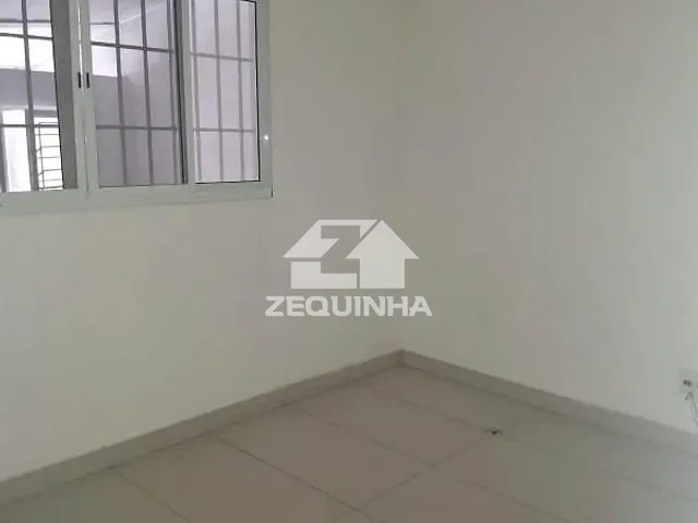 Casa com 100m² 2 quartos e 1 banheiro, para alugar, no bairro Jd Dabril em Sao Paulo