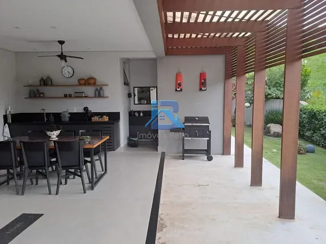 Casa com 670m² 3 quartos e 4 banheiros, à venda, no bairro Villagio Paradiso em Itatiba