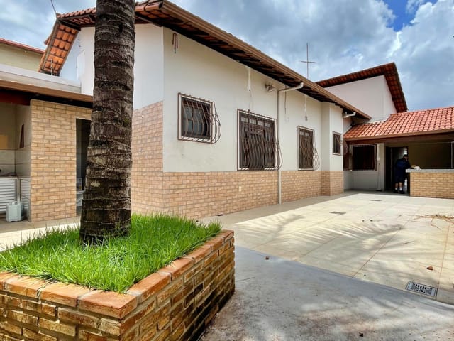 Foto do Casa - Casa com 03 quartos, sendo um suíte, armários planejados e duas vagas, Bairro Santa Amélia / Jardim Atlântico, Belo Horizonte, MG | Deltalar Imóveis